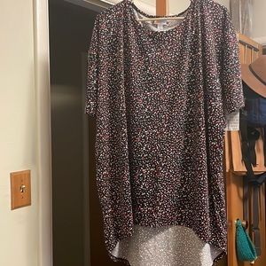 NWT LuLaroe Irma tunic size L